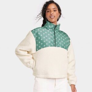 Universal Thread Quarter Zip Sherpa Sweatshirt Cream & Green Size Medium
